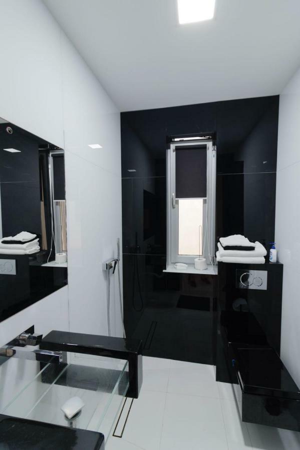 Ezra Luxury Apartments Năvodari Extérieur photo