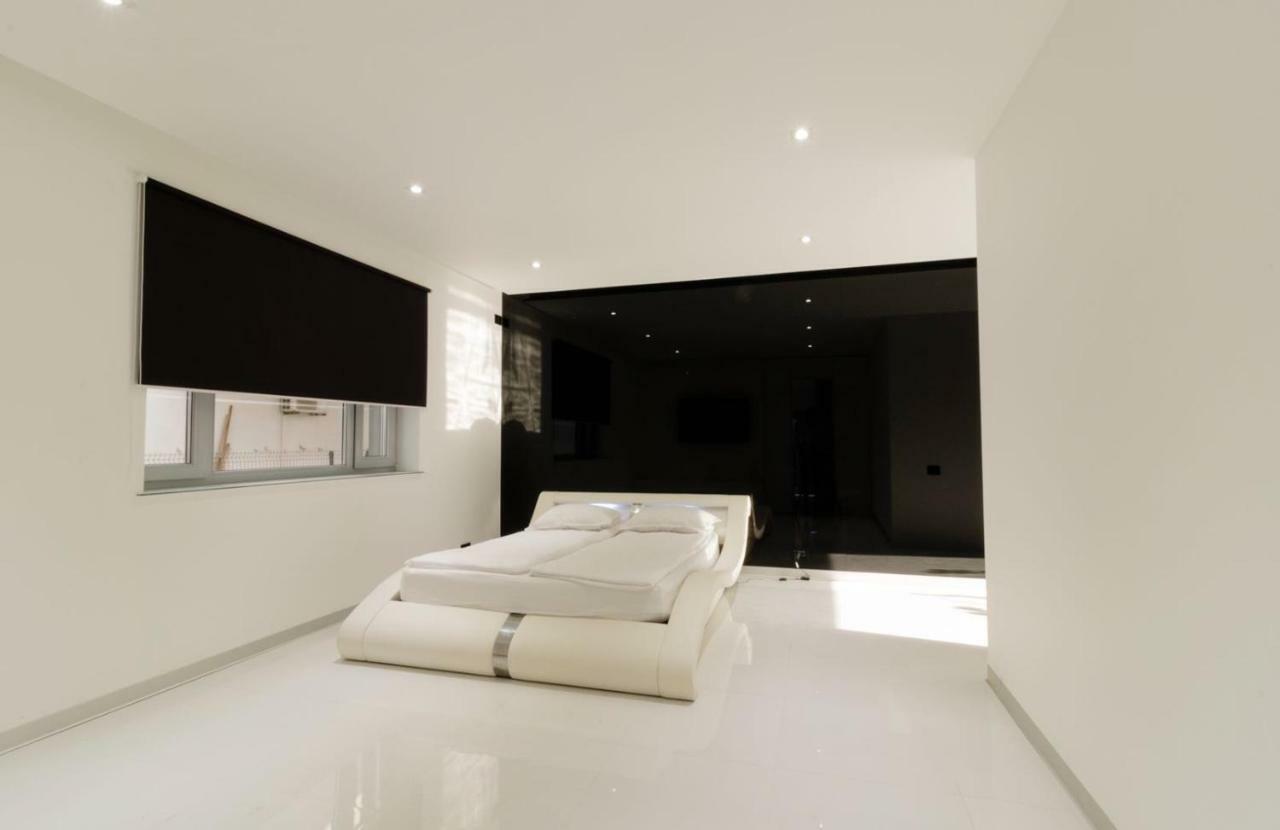 Ezra Luxury Apartments Năvodari Extérieur photo