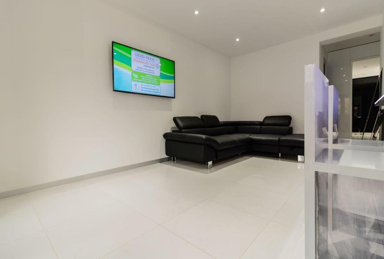 Ezra Luxury Apartments Năvodari Extérieur photo