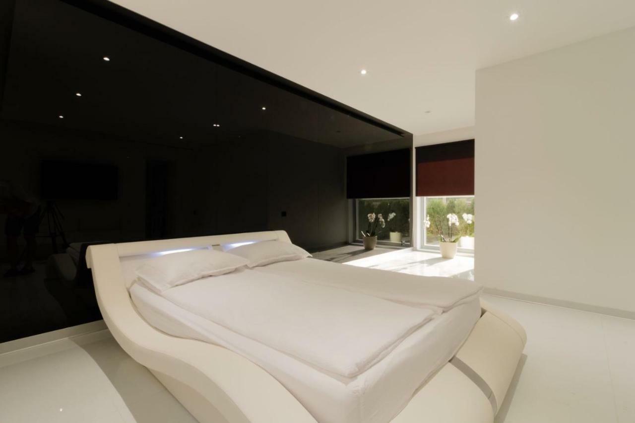 Ezra Luxury Apartments Năvodari Extérieur photo